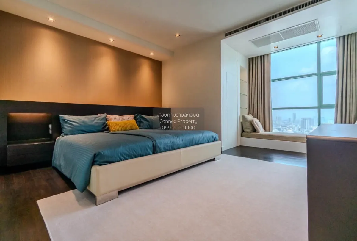 5 Bedroom condo in Chatrium Residence Riverside