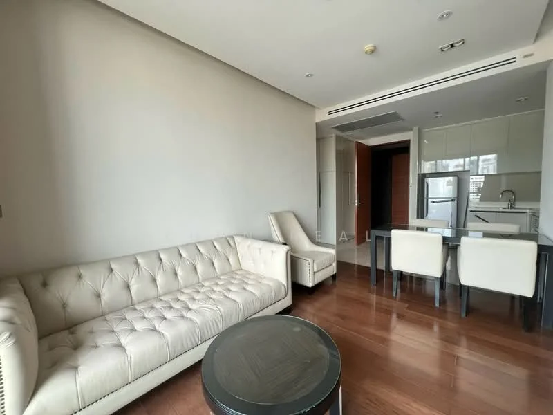 2 Bedroom condo in The Address Sukhumvit 28