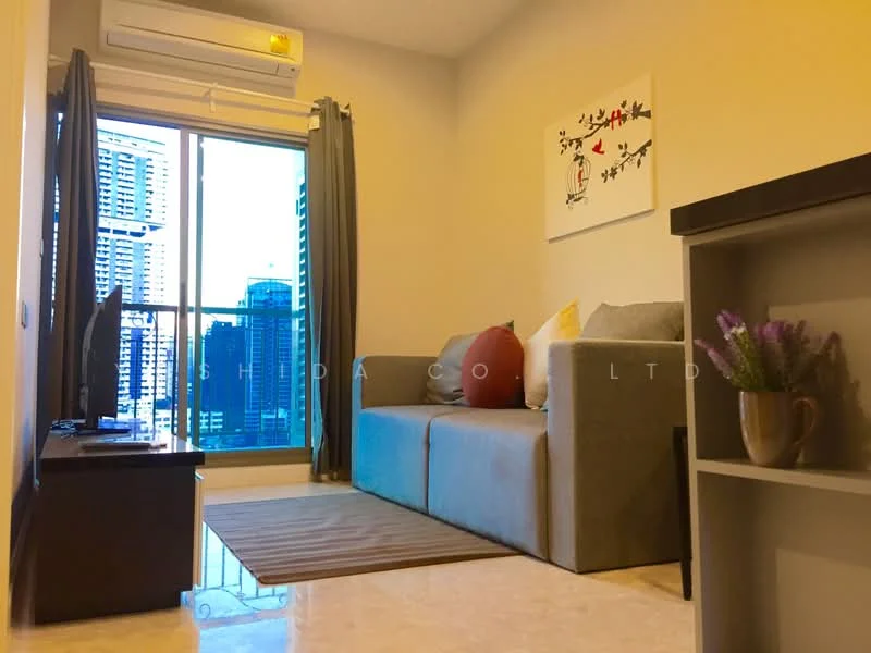 1 Bedroom condo in The Crest Sukhumvit 34