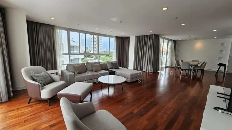 3 Bedroom condo in Shama Ekamai Bangkok