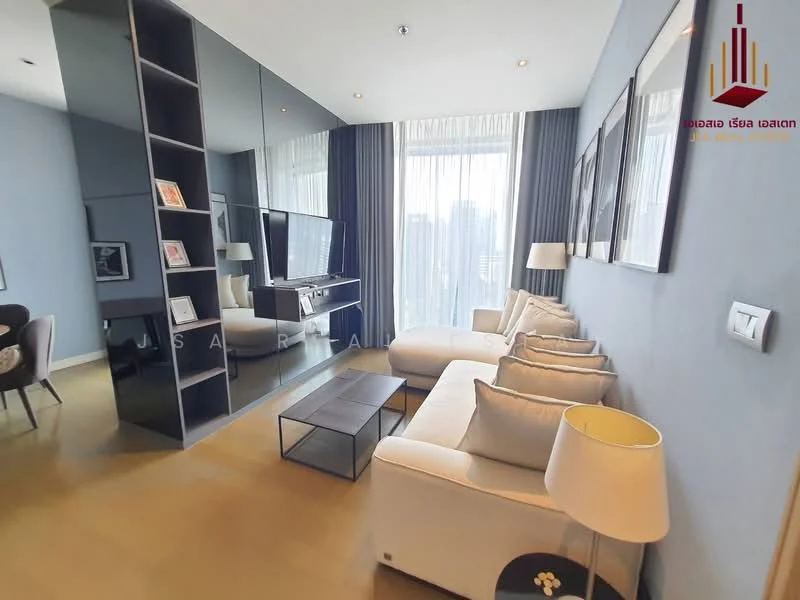 1 Bedroom condo in Magnolias Ratchadamri Boulevard