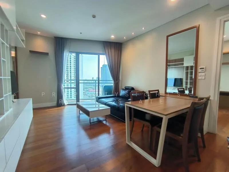 2 Bedroom condo in Bright Sukhumvit 24