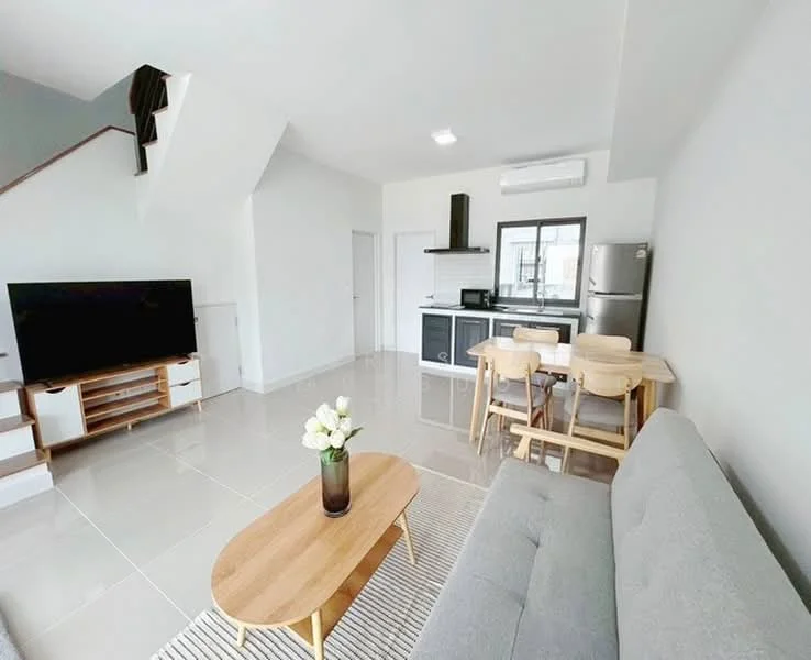 3 Bedroom condo in Pleno Sukhumvit-Bangna 2
