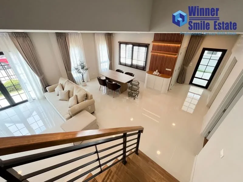 4 Bedroom condo in Centro Bangna