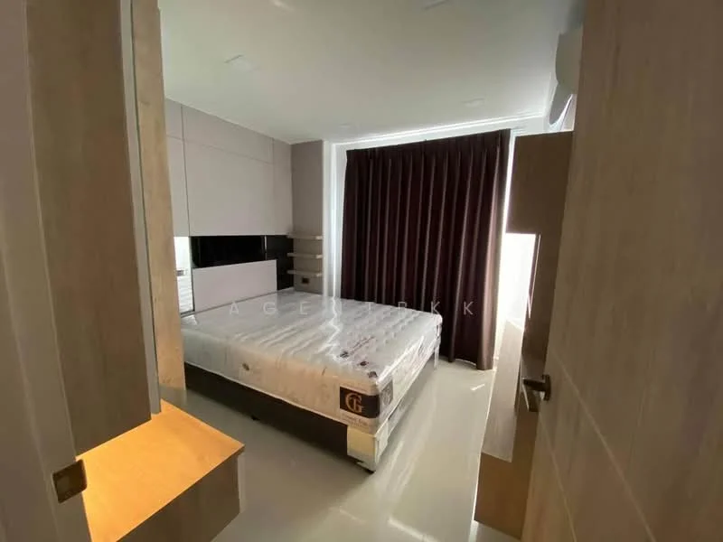 2 Bedroom condo in The Parkland Bangna