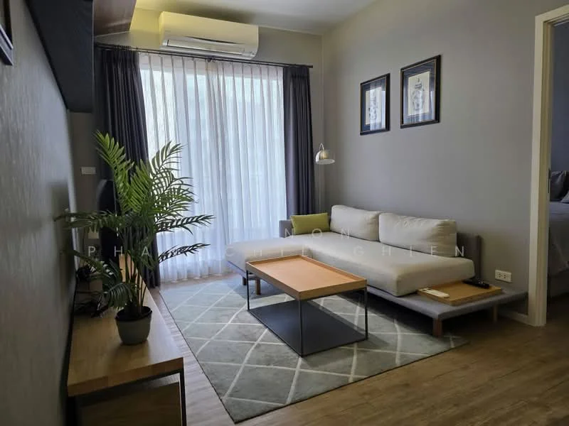2 Bedroom condo in Triple Y Residence Samyan