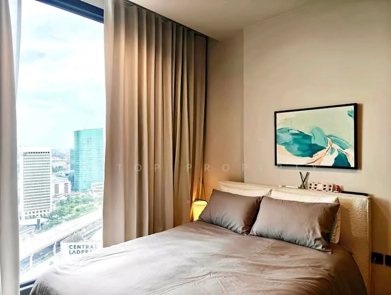1 Bedroom condo in The Crest Park Residences