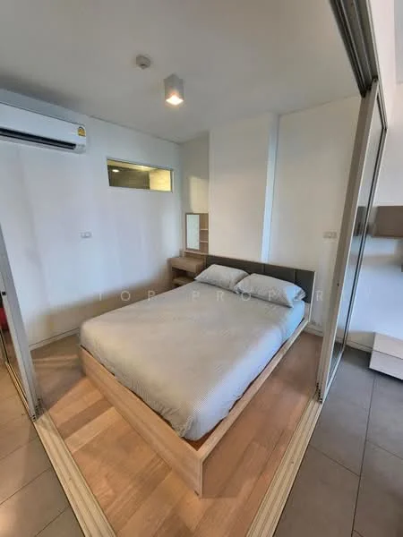 1 Bedroom condo in Siamese Ratchakru