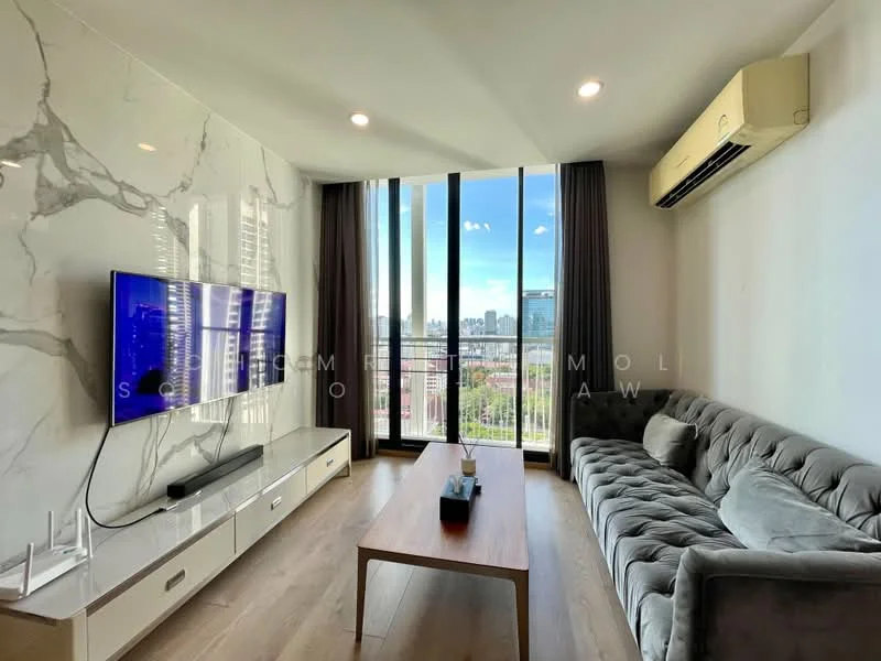 2 Bedroom condo in Noble Recole