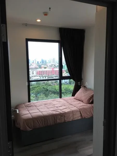 2 Bedroom condo in The Base Park East Sukhumvit 77