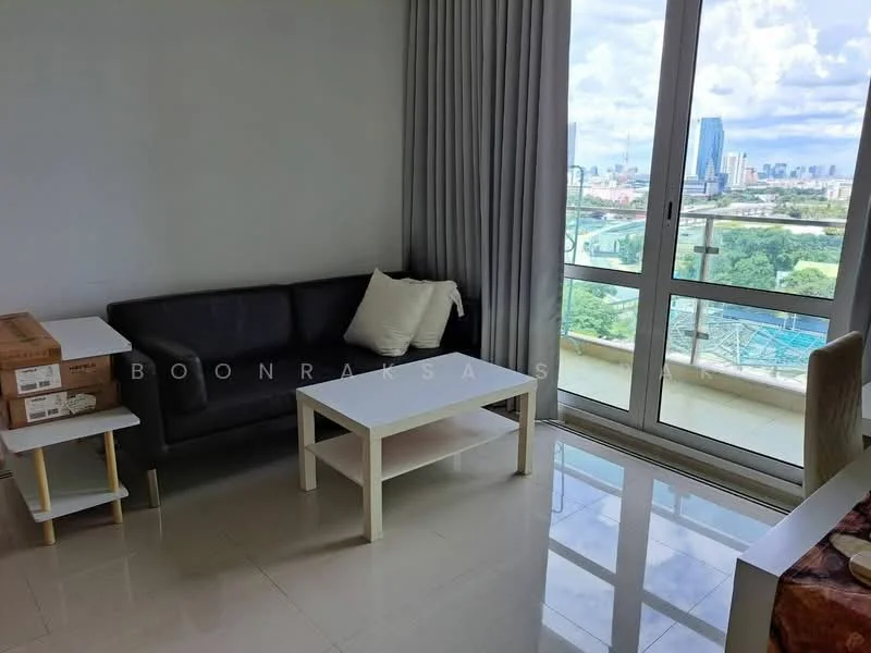 2 Bedroom condo in TC Green Rama 9