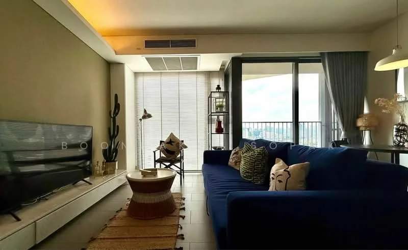 2 Bedroom condo in Siamese Ratchakru