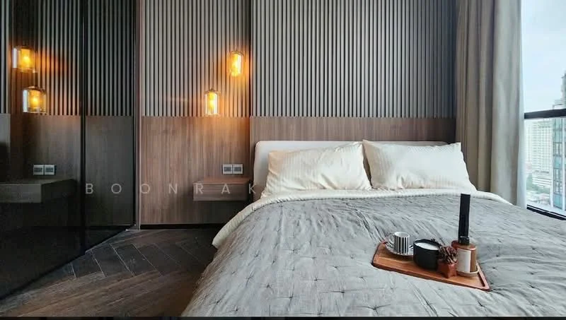 2 Bedroom condo in The Esse Sukhumvit 36