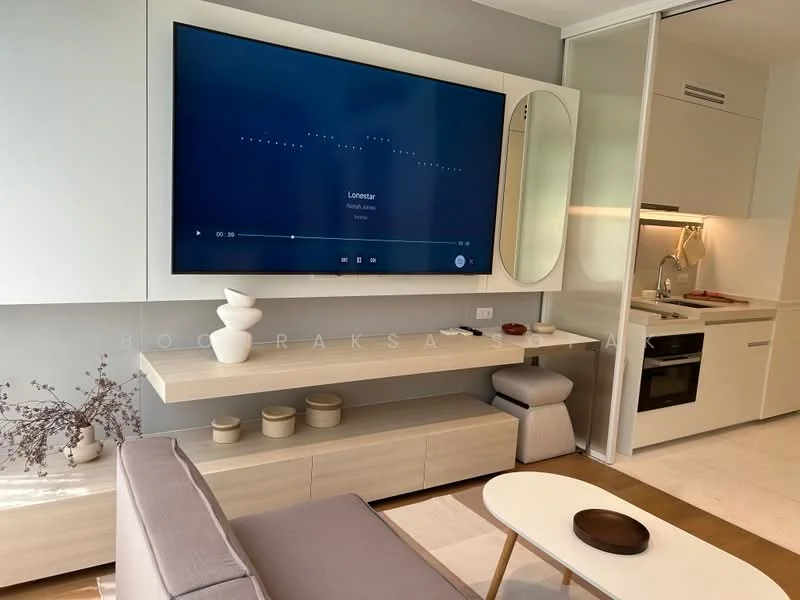1 Bedroom condo in SCOPE Promsri
