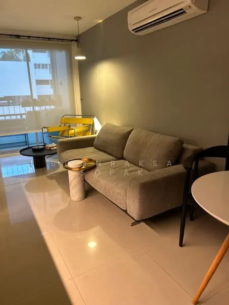 1 Bedroom condo in The Clover Thonglor Residence