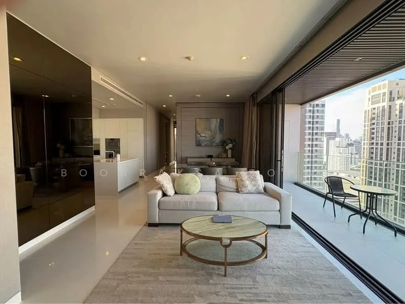 2 Bedroom condo in Vittorio 39