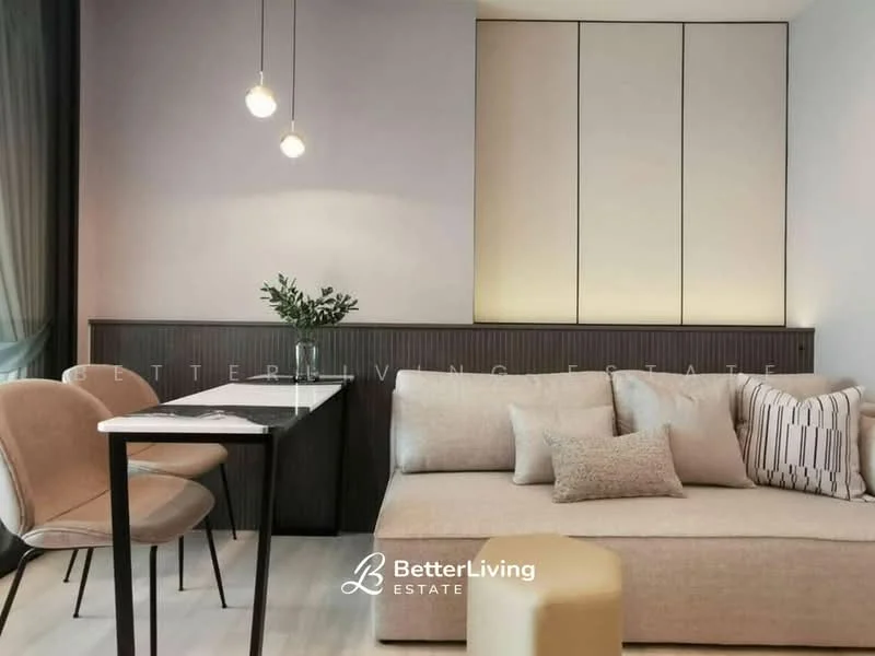 1 Bedroom condo in Life One Wireless
