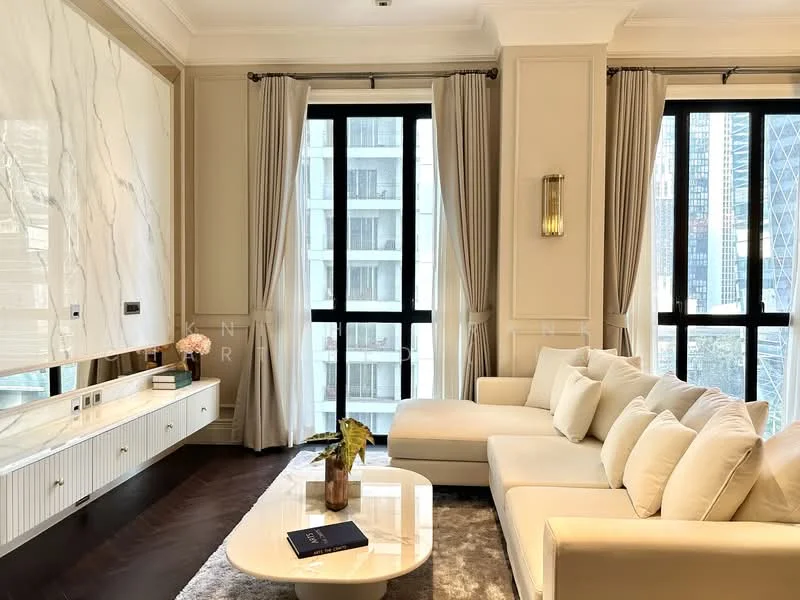 2 Bedroom condo in 98 Wireless