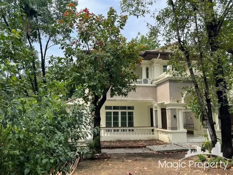 4 Bedroom condo in Ladawan Ramintra Km.2