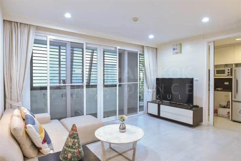 2 Bedroom condo in The Bangkok Sathorn-Taksin