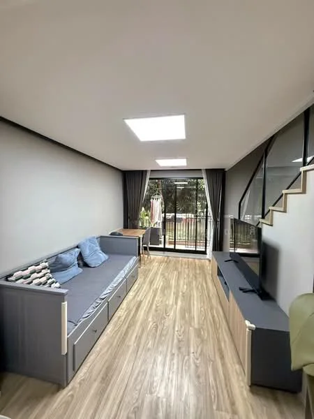 2 Bedroom condo in Blossom Condo @ Sathorn-Charoenrat