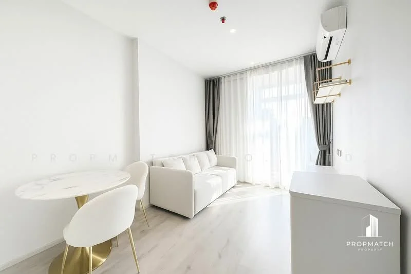 1 Bedroom condo in Rhythm Ekkamai Estate