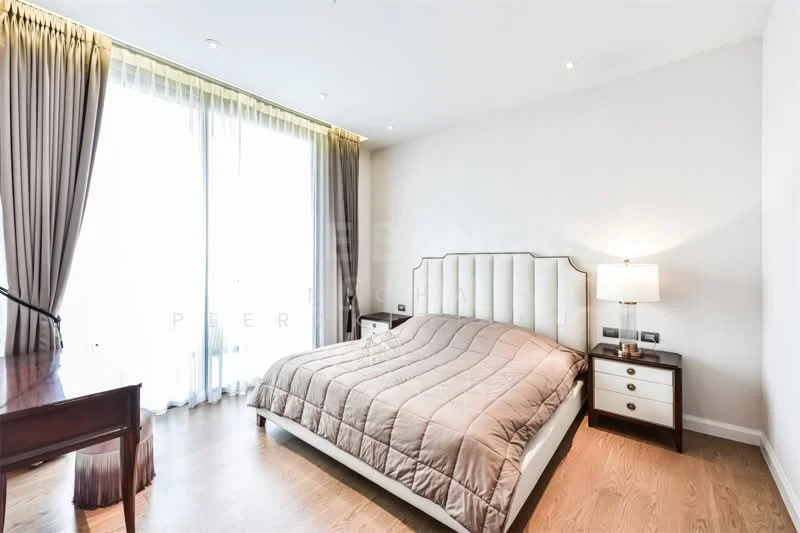 1 Bedroom condo in Magnolias Waterfront Residences