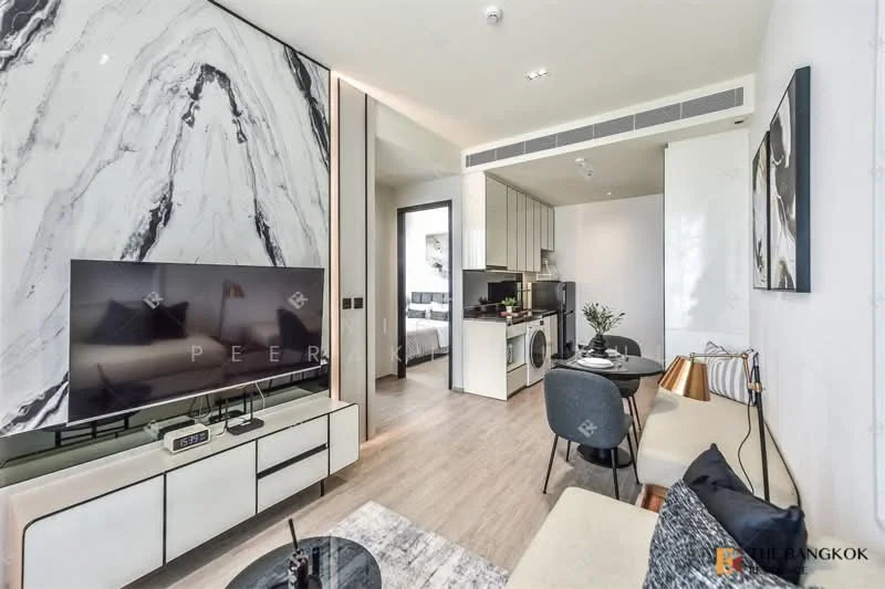 2 Bedroom condo in Chapter Charoennakhon–Riverside