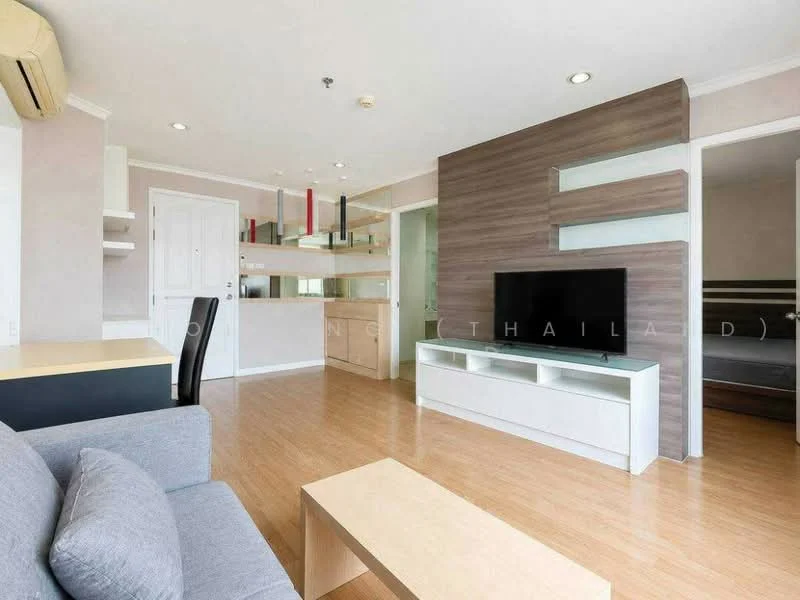 2 Bedroom condo in Lumpini Park Pinklao