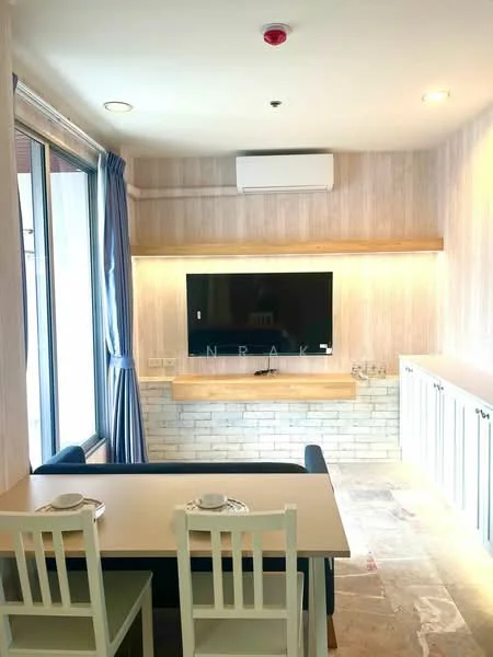 2 Bedroom condo in Pathumwan Resort