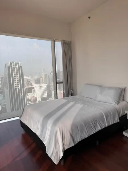 2 Bedroom condo in Hansar Rajdamri