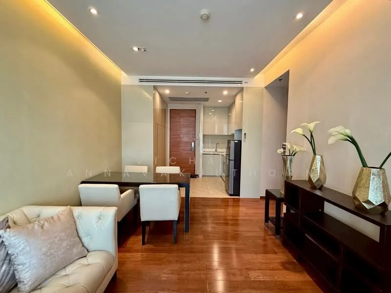 2 Bedroom condo in The Address Sukhumvit 28
