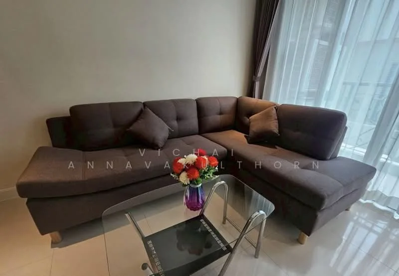 3 Bedroom condo in Le Nice Ekamai