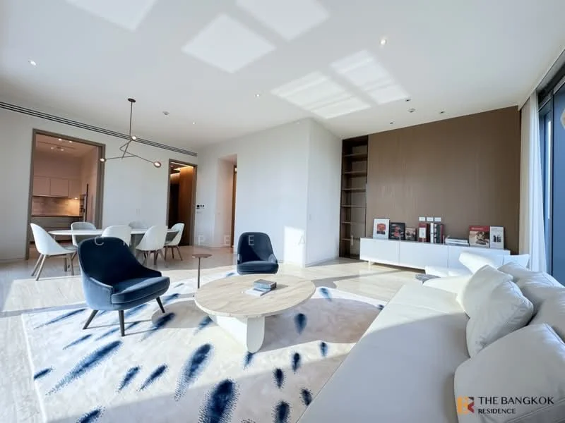 2 Bedroom condo in Scope Langsuan