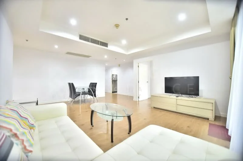 2 Bedroom condo in Baan Siri 24