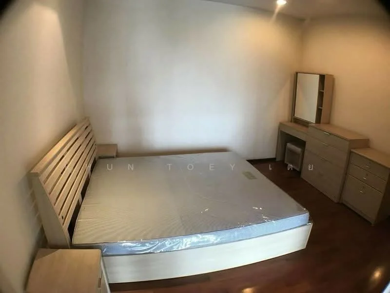 2 Bedroom condo in Noble Ora