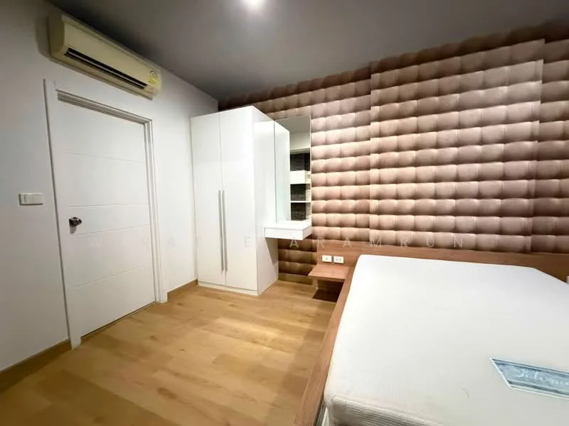 1 Bedroom condo in Blocs 77