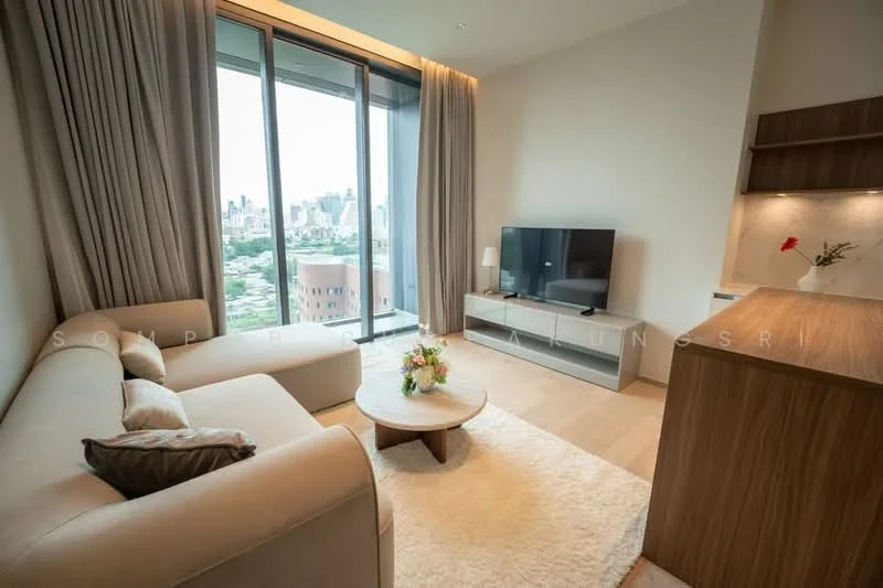 1 Bedroom condo in EI8HTEEN SEVEN - One Bangkok