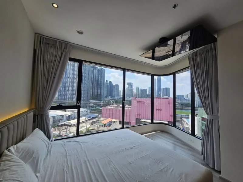 2 Bedroom condo in IDEO Mobi Asoke