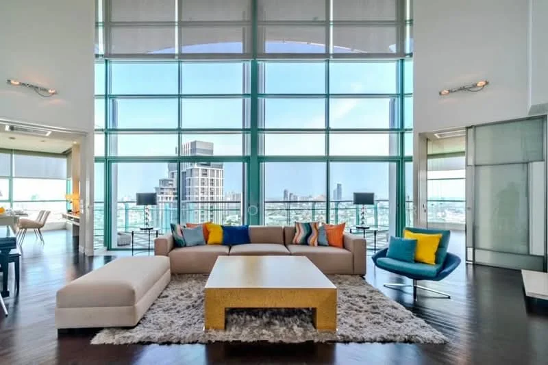5 Bedroom condo in Chatrium Residence Riverside
