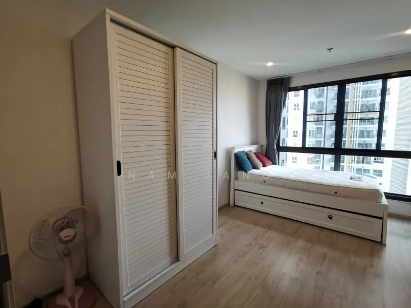 1 Bedroom condo in IDEO Sathorn Tha Phra