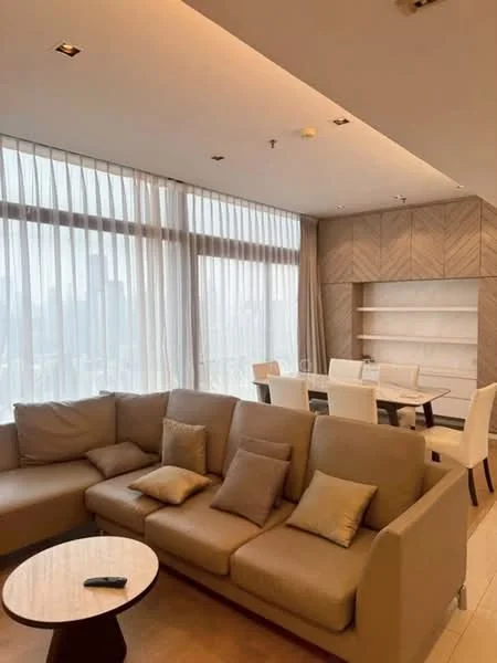 3 Bedroom condo in Circle Living Prototype