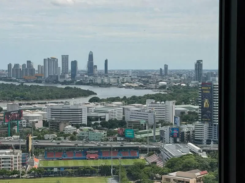 1 Bedroom condo in Life Rama 4-Asoke