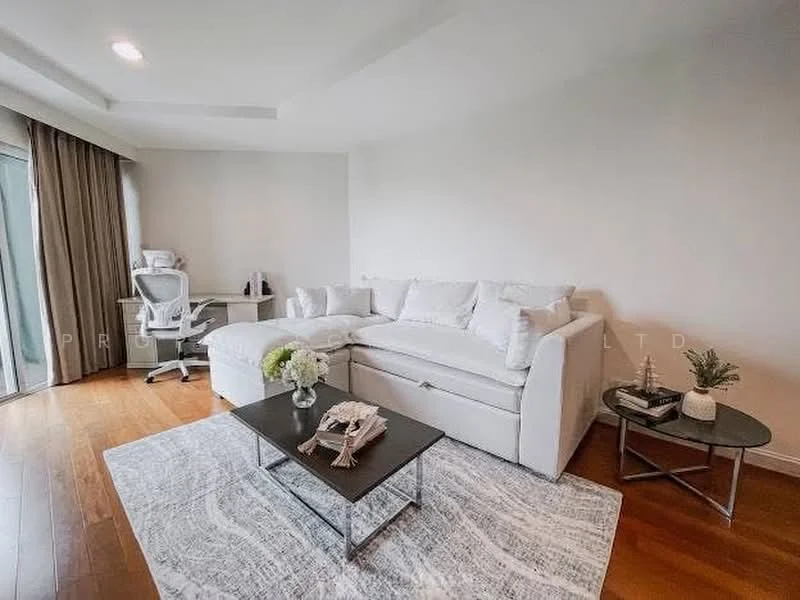 2 Bedroom condo in Belle Grand Rama 9