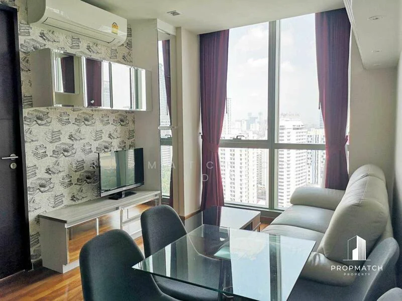 2 Bedroom condo in Wish Signature Midtown Siam