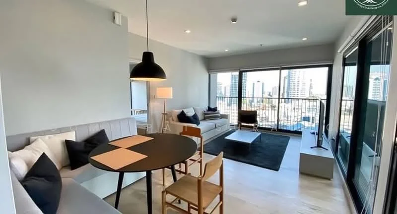 1 Bedroom condo in Noble Remix