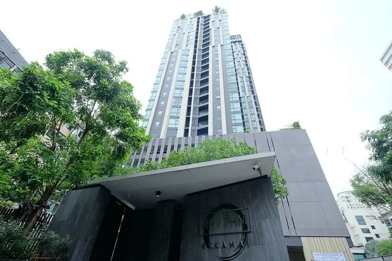 1 Bedroom condo in Rhythm Ekkamai