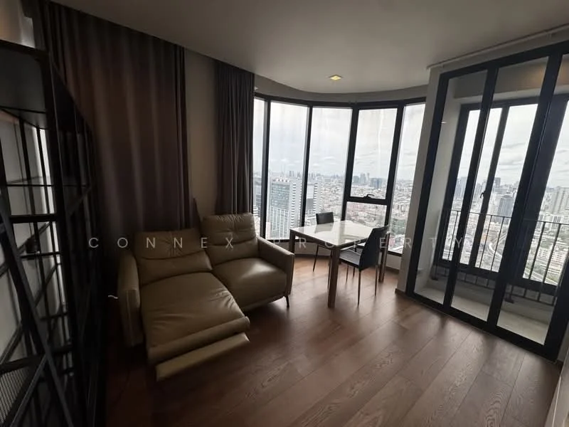 2 Bedroom condo in IDEO Q Victory