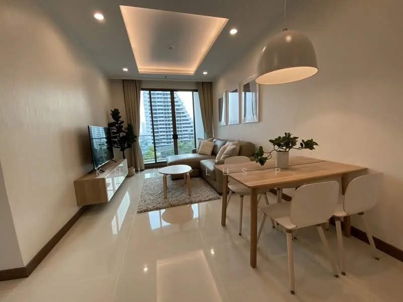 2 Bedroom condo in Supalai Oriental Sukhumvit 39