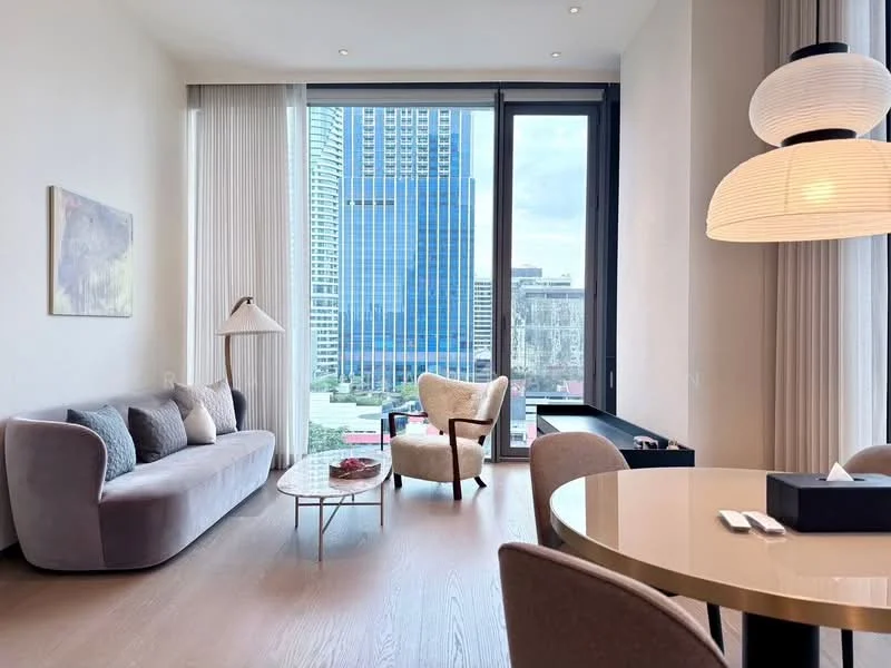 1 Bedroom condo in Scope Langsuan